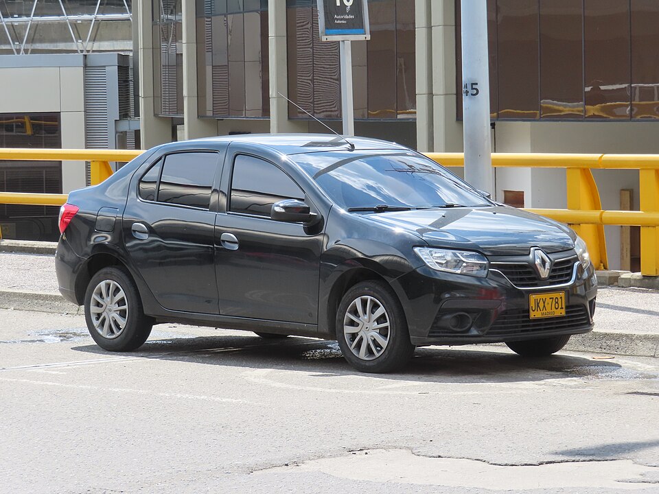Фото модели Renault Logan (2019); цвет и комплектация могут отличаться, это не автомобиль компании